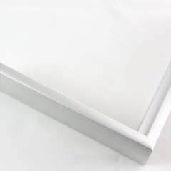 Slim 5/16 " metal frame. This frame comes in metallic white-silver. The face has a frosted texture and reflects dispersed light. The profile features a horizontal brushed texture.


Nielsen n22-02 Profile